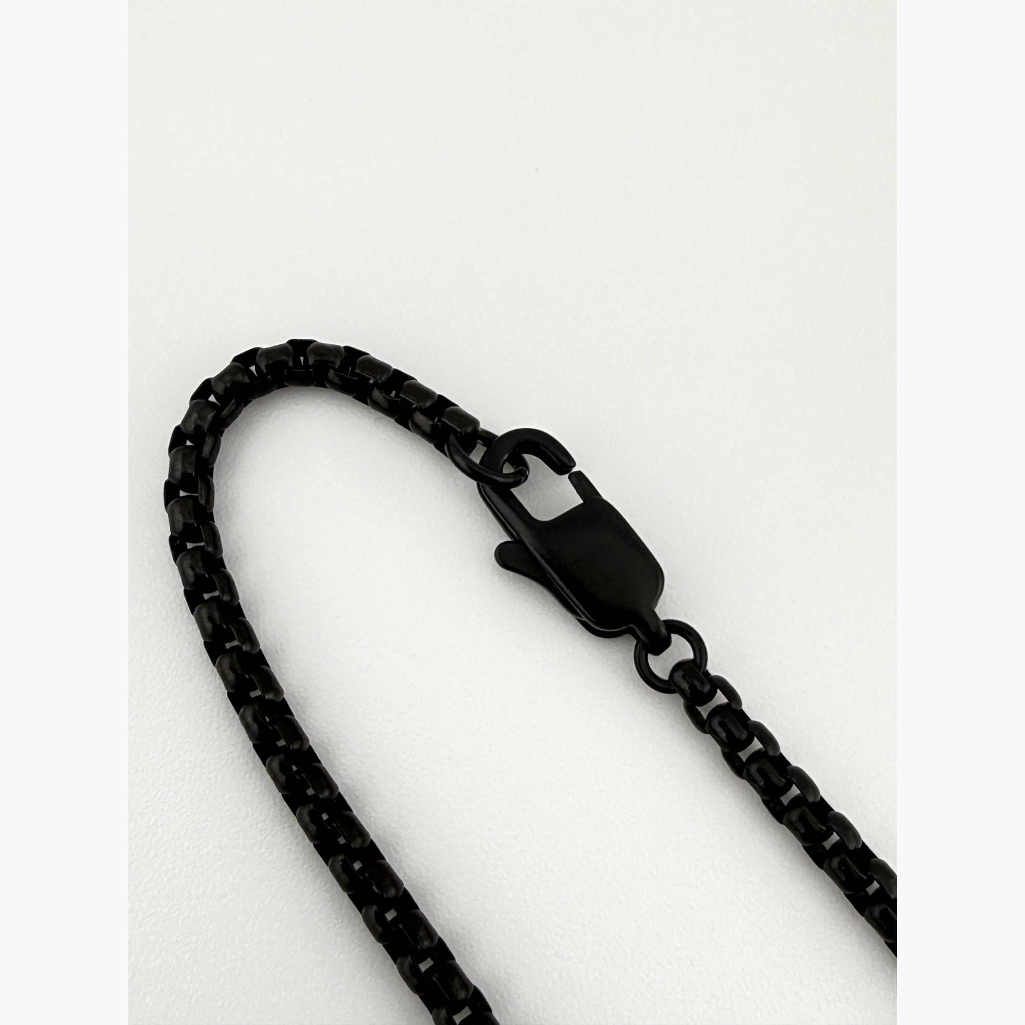 Mentis | Man Pendant